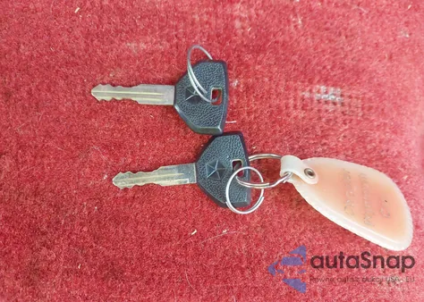 1992 Plymouth Acclaim z USA, uszkodzony, nr VIN 1P3XA4632NF187055